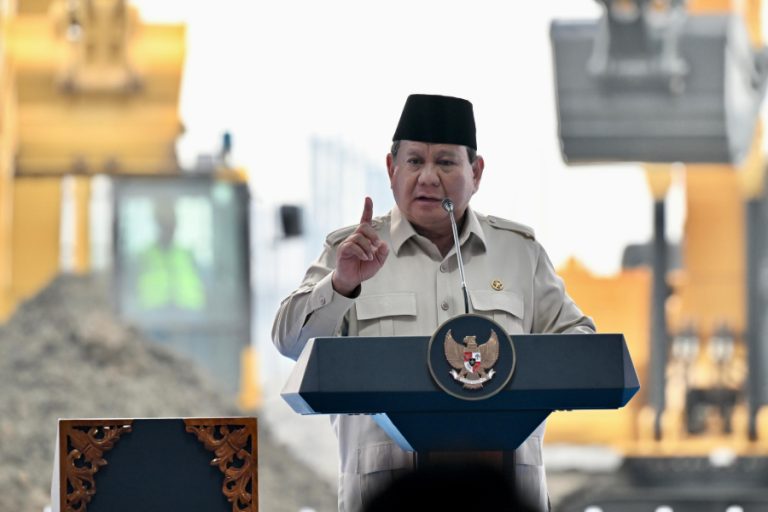 indonesia-menuju-industri-berkelanjutan-prabowo-gaungkan-hilirisasi-dan-energi-hijau-29062025-224530