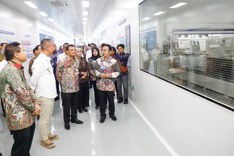 menperin-apresiasi-gubernur-jateng-semua-kepala-daerah-harus-punya-mindset-promosi-daerah-20062025-171936