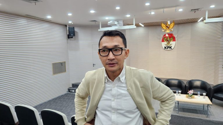 juru-bicara-kpk-budi-prasetyo-1-05062025-100134