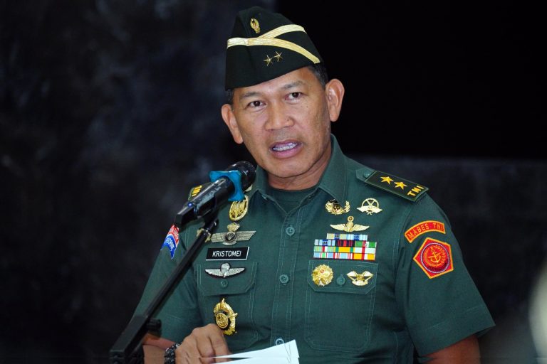 kepala-pusat-penerangan-kapuspen-tni-mayjen-tni-kristomei-sianturi-1-28052025-112920