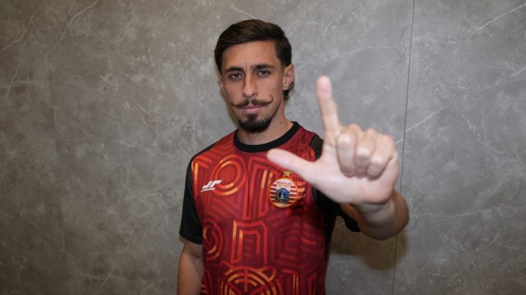 persija-jakarta-resmi-merekrut-gustavo-franca-1-22072025-002448