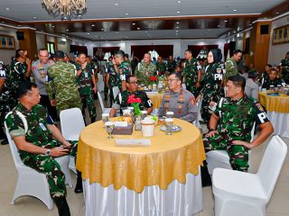 Perkuat Soliditas, POM TNI dan Propam Polri Gelar Coffee Morning & Halal Bihalal