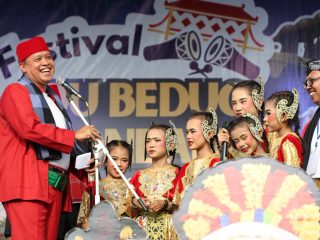 Tri Adhianto Ajak Lestarikan Budaya di Festival Adu Bedug dan Dondang ke-19 Mustika Jaya