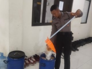 Subden C Detasemen Perintis Gelar Aksi Bersih Mako Dukung Gerakan Indonesia Asri