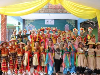 Sapa Warga Berbasis Budaya, Ade Puspitasari Serap Aspirasi Masyarakat Bekasi Barat