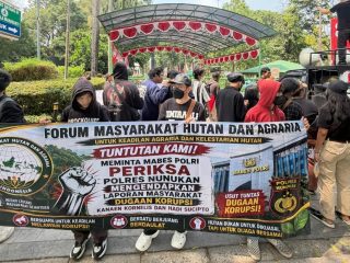 FMHA Geruduk Kementerian Kehutanan, Desak Evaluasi Pengelolaan Izin HTR KUD Mertasari dan Sekikilan Jaya